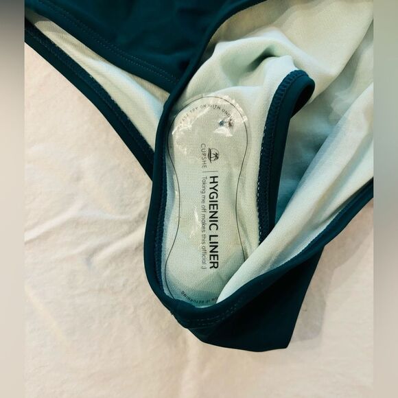 One Piece Deep V-neck Crisscross self tie Swimsuit - Picture 7 of 11